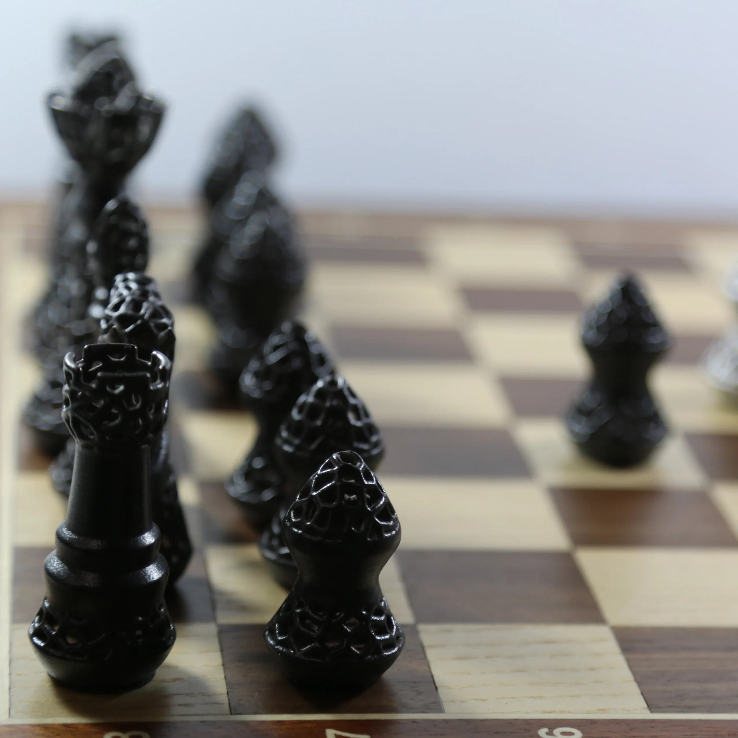 Exclusive-Metal-3D-Printed-Chess-Set-3-scaled